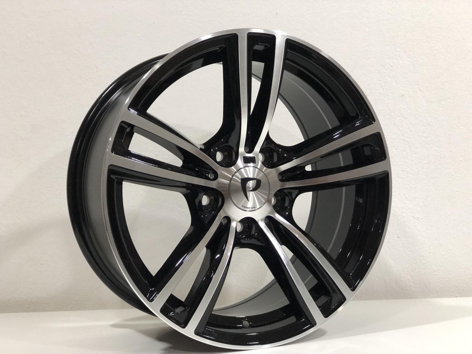 17 İnç 5X120 Bmw Black Machined Jant Takım