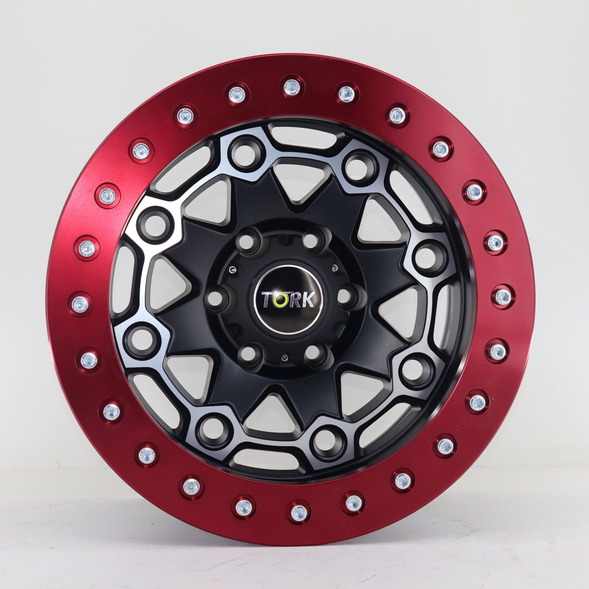 17'' 6X139.7 Mat Black Red Jant Takım