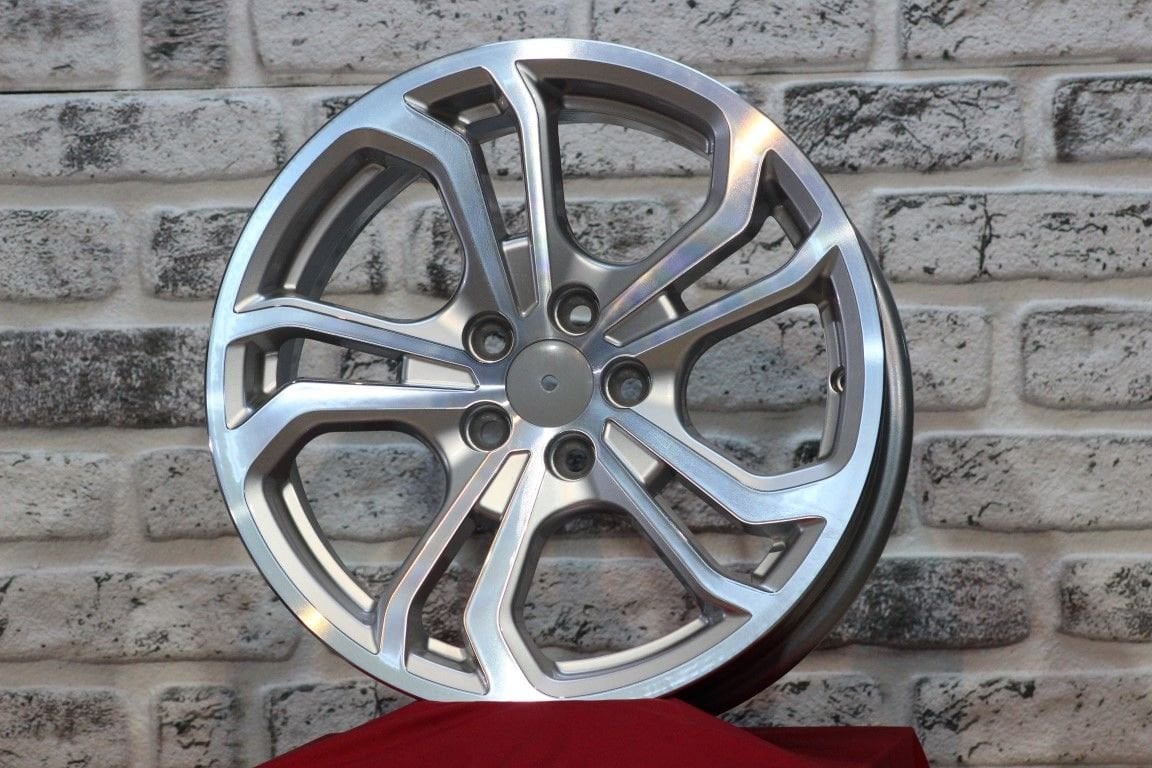 16 İnç 5X100 Wolksvagen Polo Skoda Fabia Piano Black Jant Takım