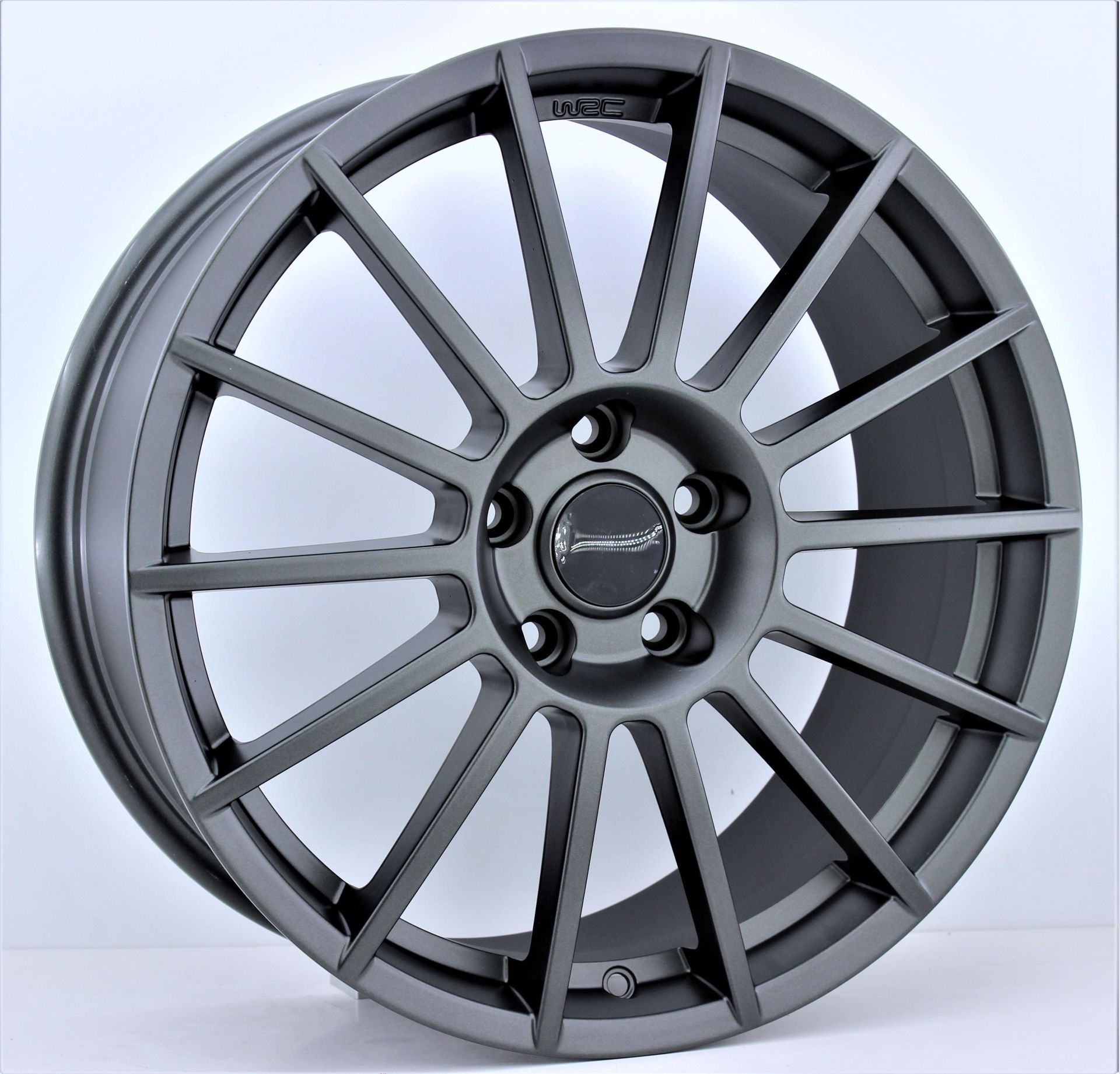 18 İnç 5X112 Audi Mercedes Volkswagen Seat Skoda Mmg Jant Takım