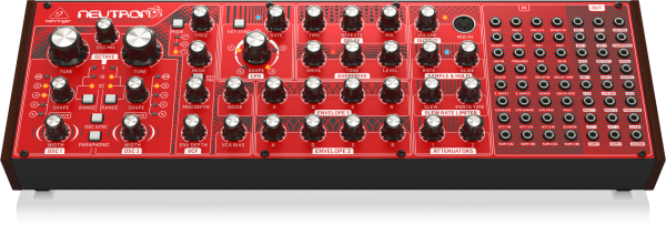 NEUTRON Anolog Moduler Synthesizer