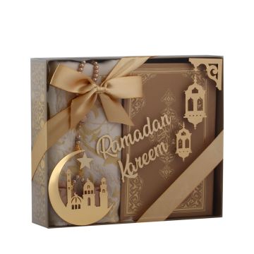 Azra Serisi Ramadan Kareem Aksesuarlı Kuran-ı Kerim Seti Gold - Bilgisayar Hatlı