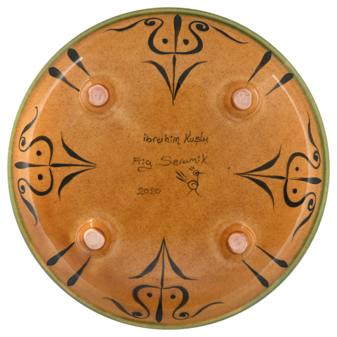 Selçuklu Doğa Tasvirli Kartal Desenli Ayaklı Tabak (23cm)