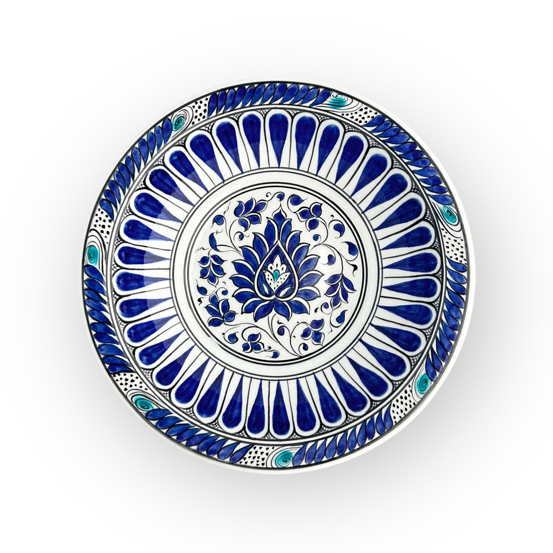 Beylikler Dönemi Lotus Çiçek Desenli Tabak 23cm