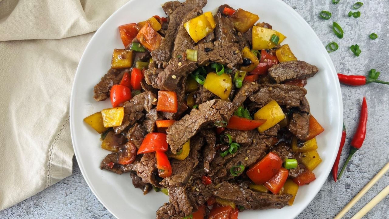 Çin Usulü Dumanlı Eti (Smoke Beef Stir-Fry)
