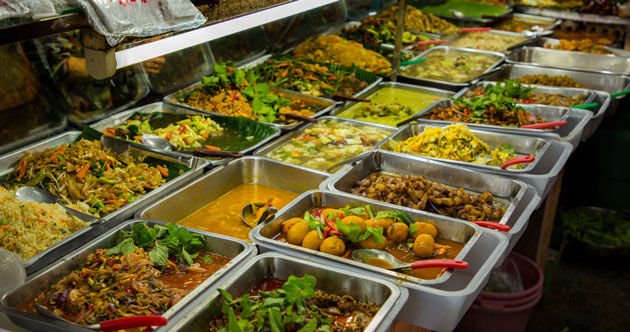 Thai Mutfağı: Dinamik Tatlar ve Taze Malzemelerin Büyüsü