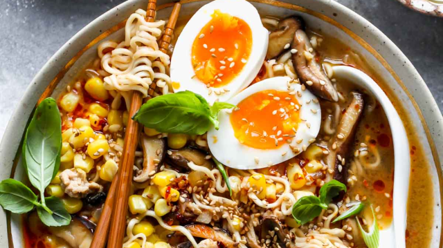 Ramen Tarifi: Japonya’nın Sıcak Çorba Lezzeti