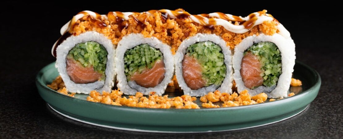 Sushi Sepeti ile Geleneksel Japon Tatlarını Modern Dokunuşlarla Buluşma: Yaratıcı Sushi Tarifleri