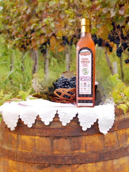 Karşı Köyden Doğal Fermantasyon Üzüm Sirkesi, Grape Vinegar, 500 ml / 16,91 oz