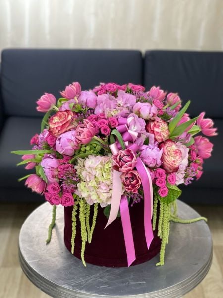 Pinky Box Arrangement