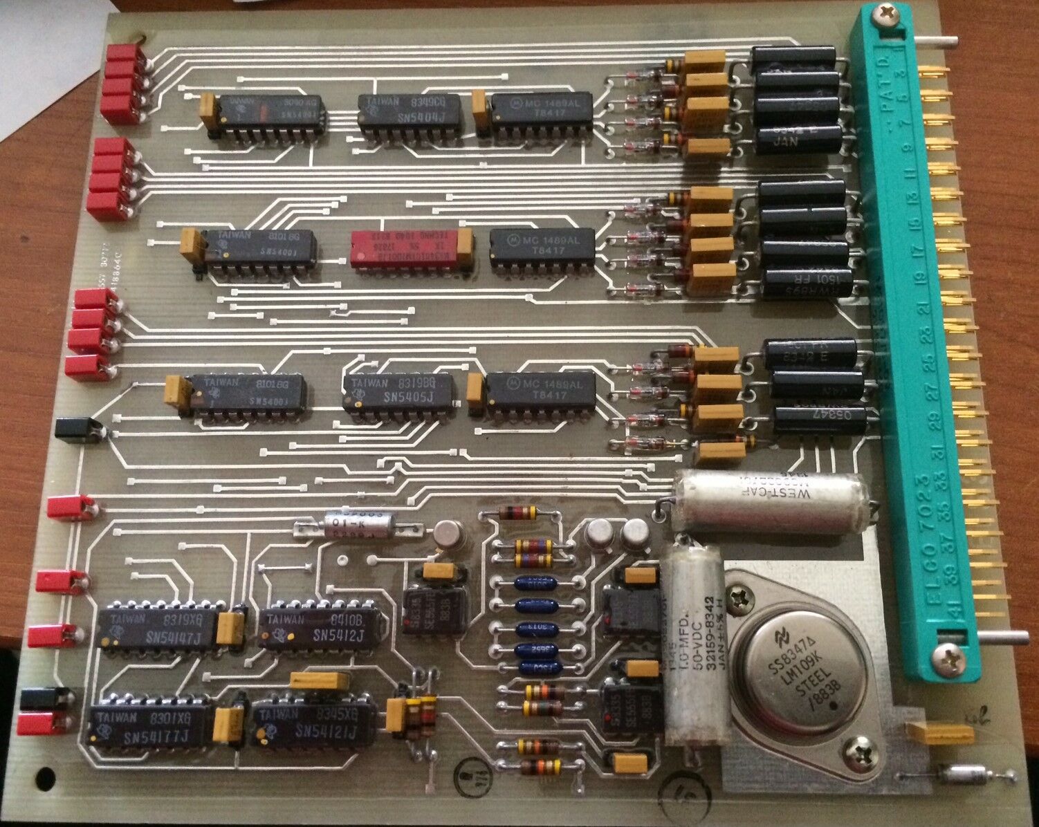 CIRCUIT CARD ASSEMBLY