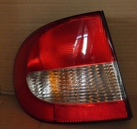 Renault Megane 1 Arka Stop Lambası Sol Dış 7700428058-1