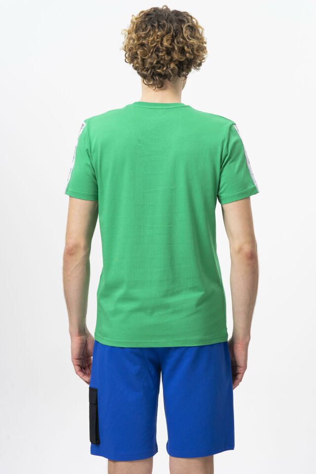 BNT-M20446 BENETTON T-SHIRT