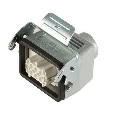 METE ENERJİ 6X16A. ÇOKLU UZT PRİZİ ÜST GİRİŞ METAL MANDAL CONT 403112S