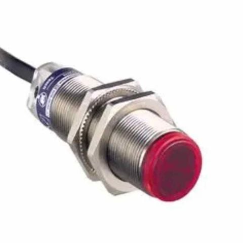 TELEMECANIQUE FOTOELEKTRİK SENSÖR XUB REFLEX XUB1BPBNL2