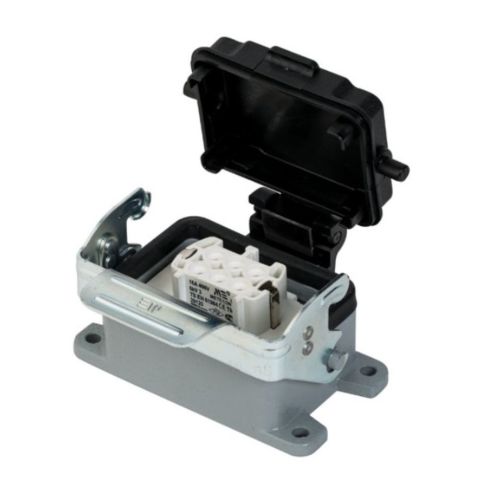 METE ENERJİ 6X16A. ÇOKLU MAKİNE PRİZİ (MET.MANDAL MEN. KAP.LI) - 403700S