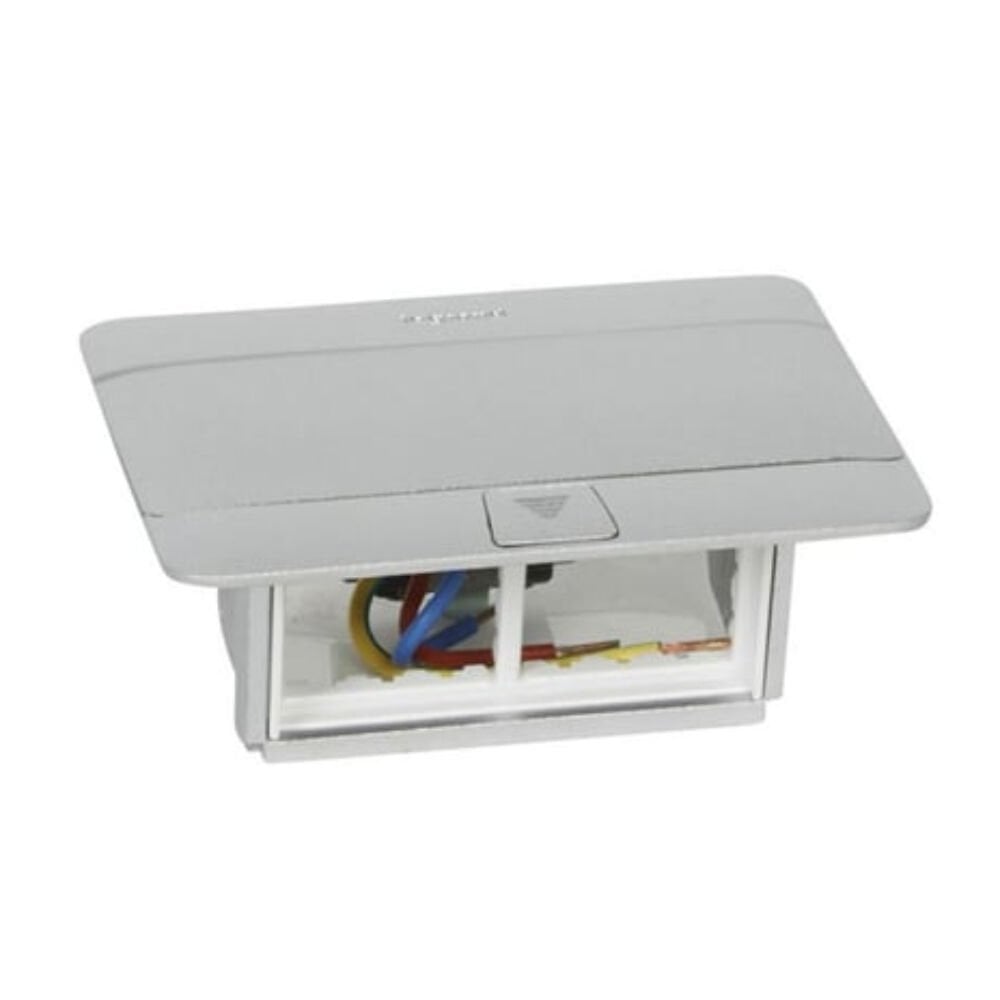 LEGRAND POPUP 4 MODÜL DONATILABİLİR MASA VEYA DÖŞEME-LEGRAND 54011