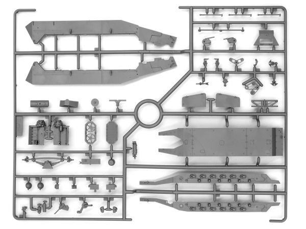 1/35  Sd.Kfz.251/6 Ausf.A with Crew