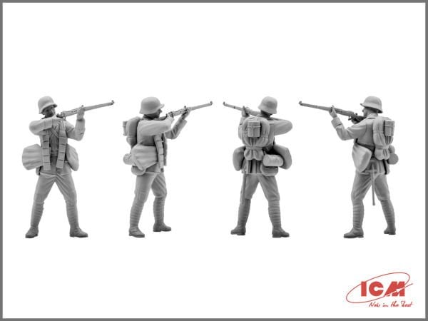 1/35 German Assault Troops (1917-1918) 4 figures – 1 unterofficer, 3 soldiers