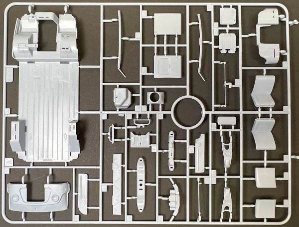 1/24 RENAULT ESTAFETTE HIGHROOF (YENİ KALIP)