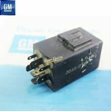 Opel Omega A Yakıt Püskürtme Rolesi