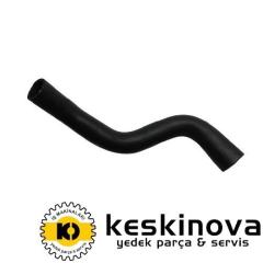 KOMATSU 3EB-04-52120 OEM FD30 T-16 RADYATÖR HORTUMU ALT