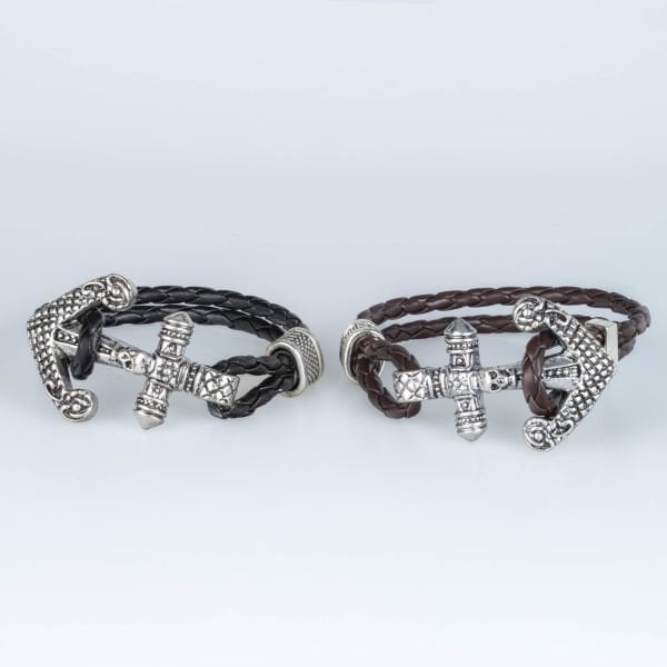 Leather bracelet