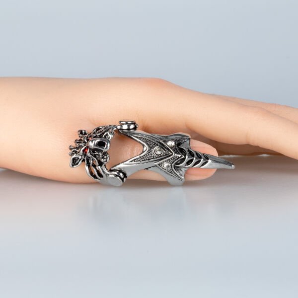 Knight Ring