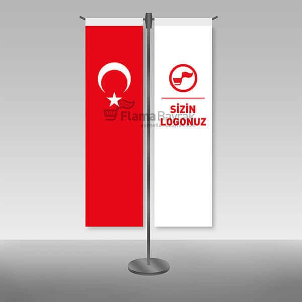 T Tipi Düz Türk Bayrağı ve Logolu