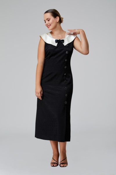 Kayık Form Saten Yakalı Yandan Düğme Detaylı Büyük Beden Midi Boy Elbise 3402