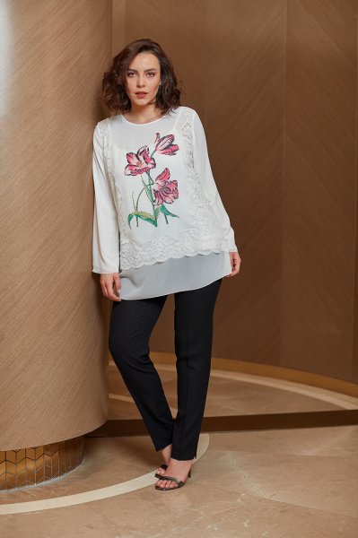 Dantel Aplikeli  Lale Desen Büyük Beden Şifon Bluz 8327