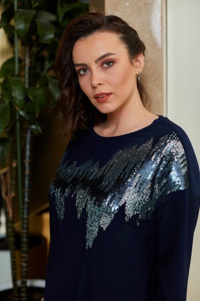 Zigzag Payet Nakış Düşük Omuz Büyük Beden Spor Bluz 8788