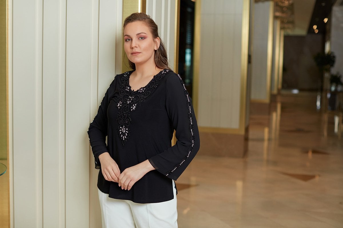 Güpür ve İnci Detaylı Büyük Beden Kadın Bluz 8766