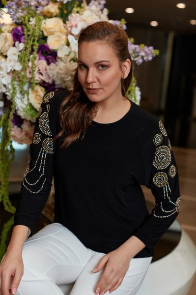 Omuzları Gold Taş Detaylı Büyük Beden Bluz 7876