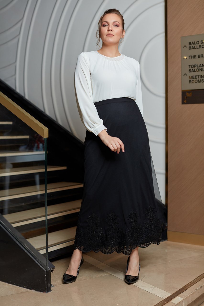 Etek Ucu Motifli Kemerli Büyük Beden Tül Etek 1930