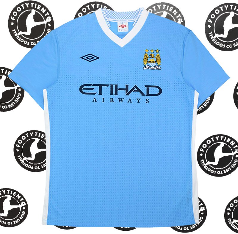 Manchester City 2011 - 2012 Retro Forma