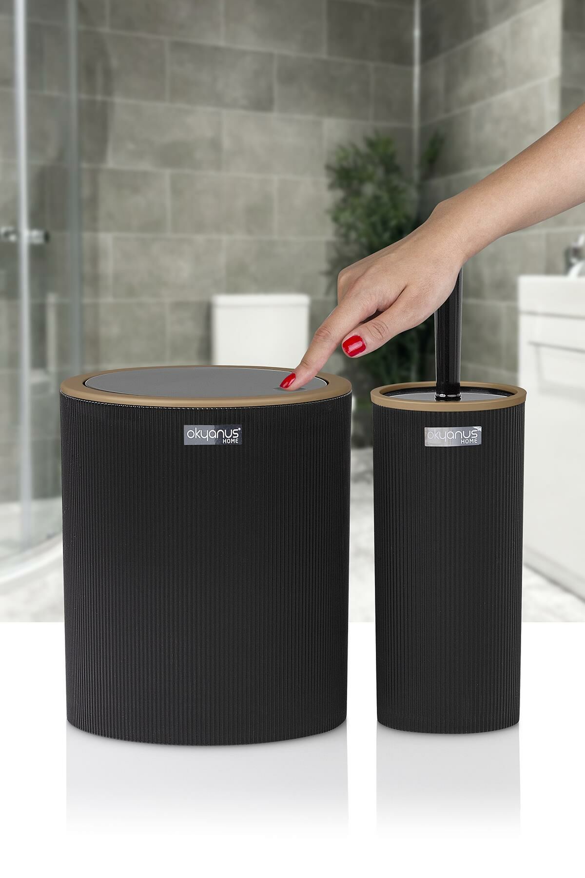 Okyanus Home Mina Due Siyah Çizgili Yuvarlak 2'li Wc Kova ve Fırça Seti