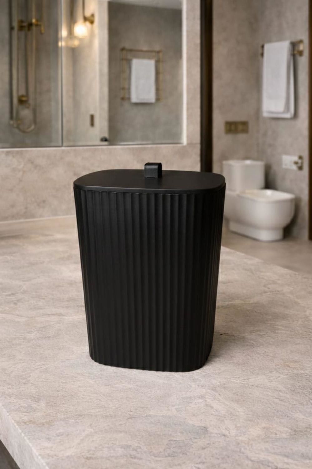 Okyanus Home Safir Yapışkanlı Asılabilir Çöp Kovası Siyah