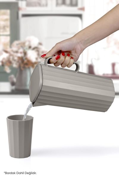 Okyanus Home Coliseum Vizon Kare Sürahi - 1800 ml