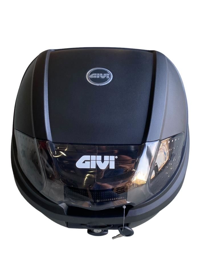 GİVİ E300N MOTOSİKLET ARKA ÇANTA BEYAZ Reflektörlü 30 Litre