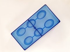 0011 - Oval Chocolate