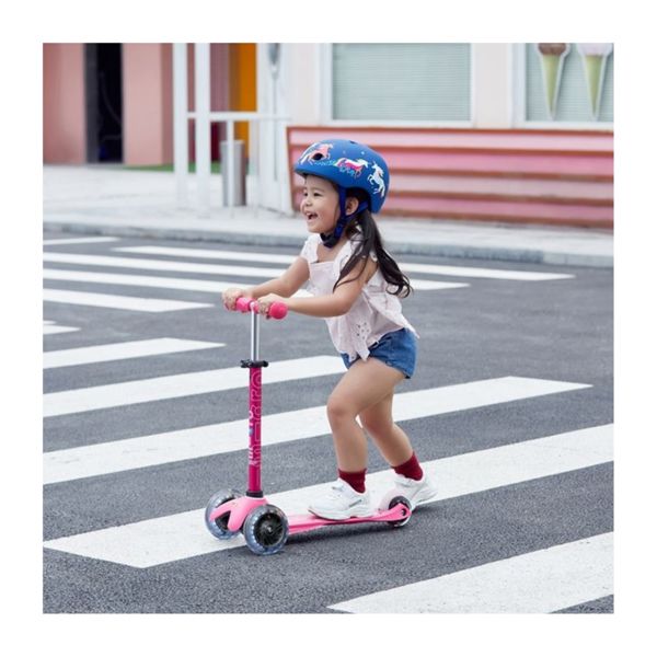 Micro Mini Deluxe Led Scooter - Pink