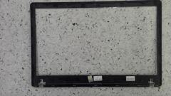 Samsung NP350U2B-A01TR model LCD Ön Çerçeve / Yetkili Servis Güvencesi