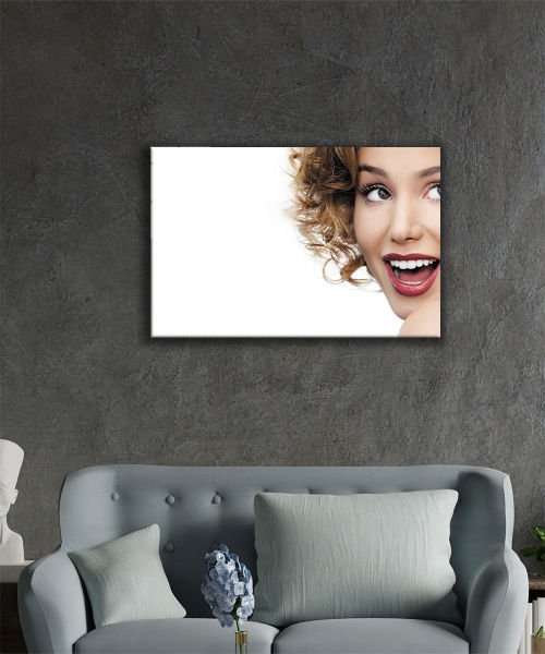 Kadınlar Gülüş Cam Tablo  4mm Dayanıklı Temperli Cam, Women Smile Glass Wall Art