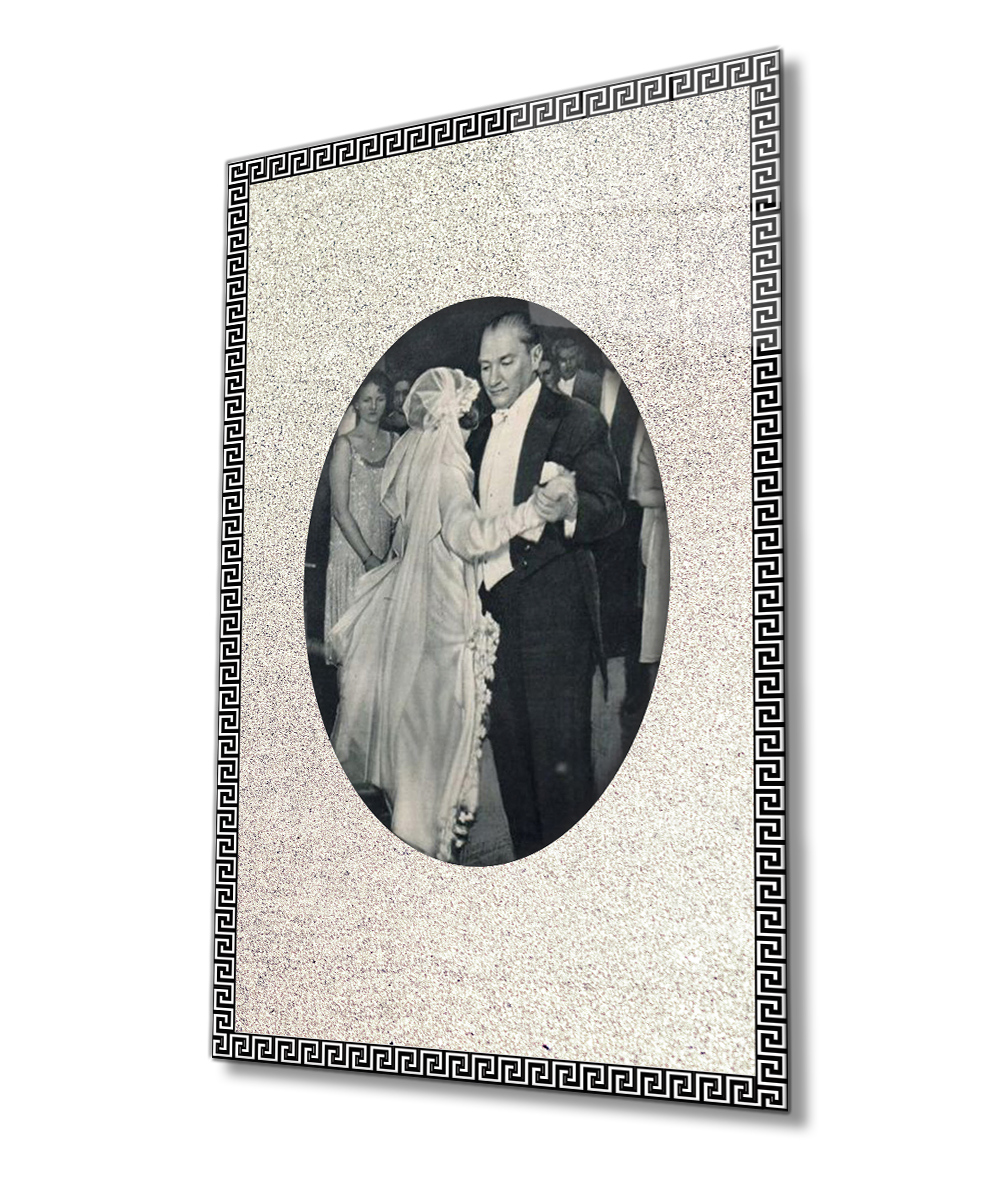 Çerçeveli Atatürk Cam Tablo 4mm Dayanıklı Temperli Cam, Framed Atatürk Glass Wall Art