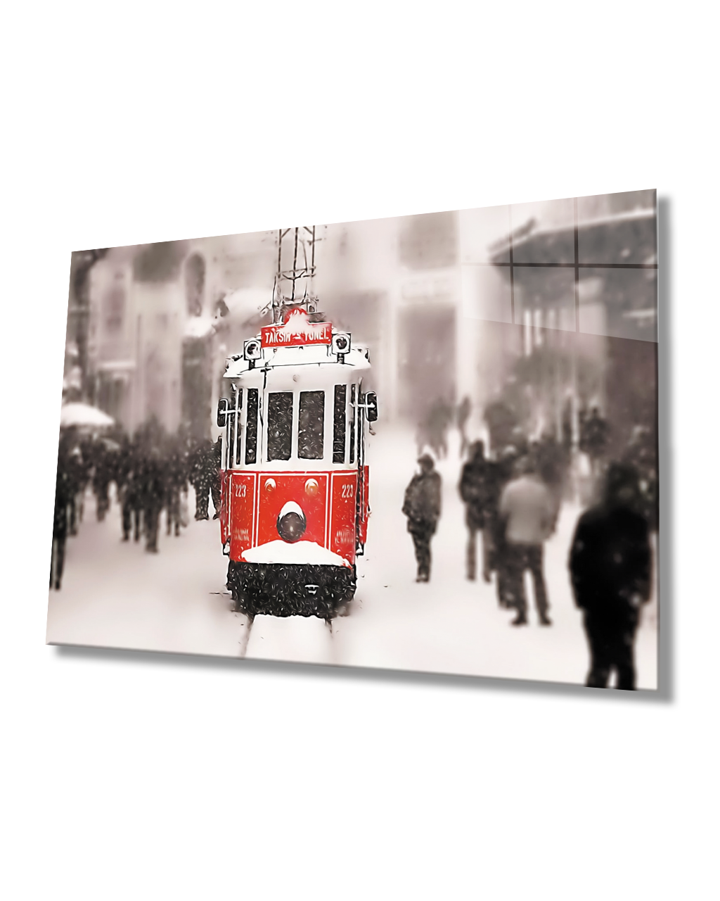 İstanbul Kış Tramvay  Manzaralı 4mm Dayanıklı  Cam Tablo Temperli Cam