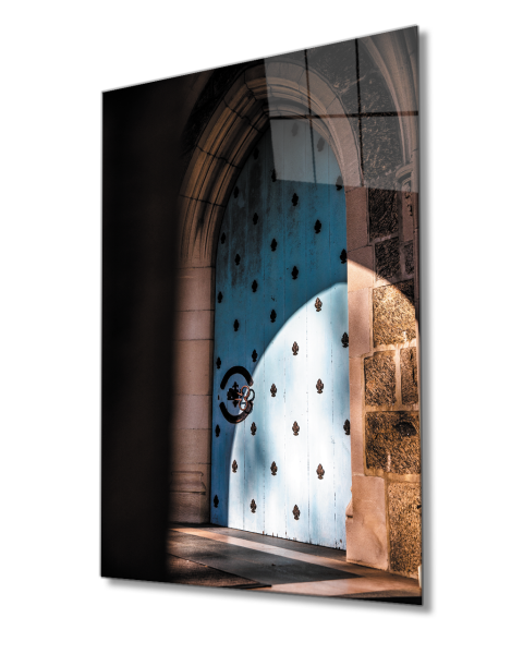 Oyma Taş Kemerli Mavi Renkli Ahşap Kapı Cam Tablo  4mm Dayanıklı Temperli Cam Blue Color Wooden Door Glass Table With Carved Stone Arch 4mm Durable Tempered Glass