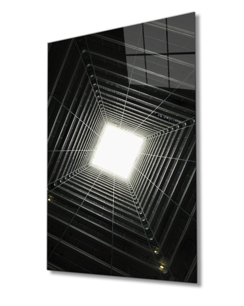 Siyah Beyaz  Aşağıdan Yukarı Doğru Geometrik Cam Tablo 4mm Dayanıklı Temperli Cam Black and White Geometric Building Glass Painting