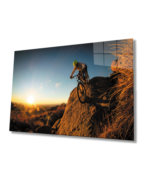 Gün Batımı Manzarasında Bisiklet Sporcusu Cam Tablo  4mm Dayanıklı Temperli Cam Cycling Athlete Glass Table In Sunset Landscape 4mm Durable Tempered Glass