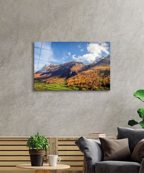 Dağ Manzara Yeşil Cam Tablo  4mm Dayanıklı Temperli Cam Mountain Landscape Green Glass Wall Art